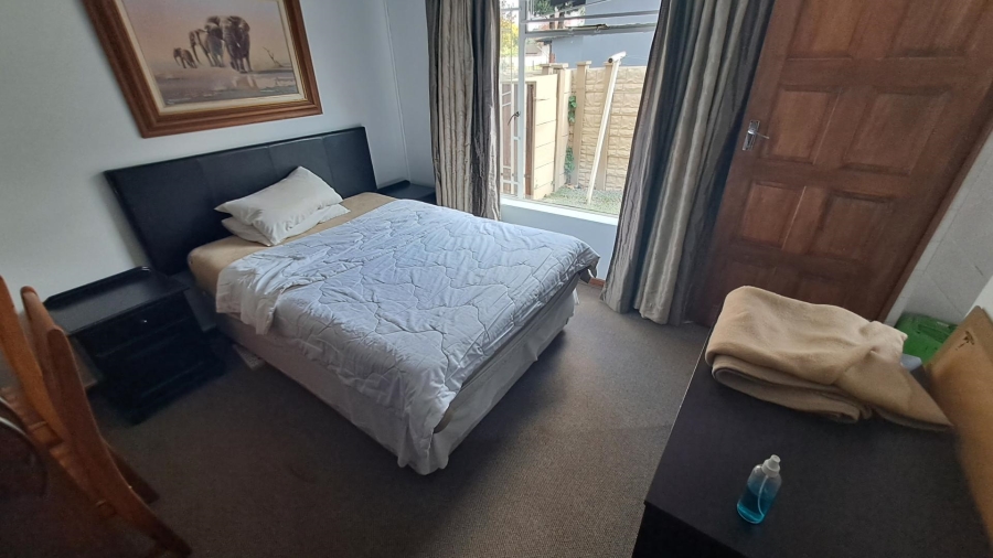 5 Bedroom Property for Sale in Brandwag Free State